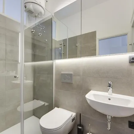 Apartamento Center With Parking Liubliana