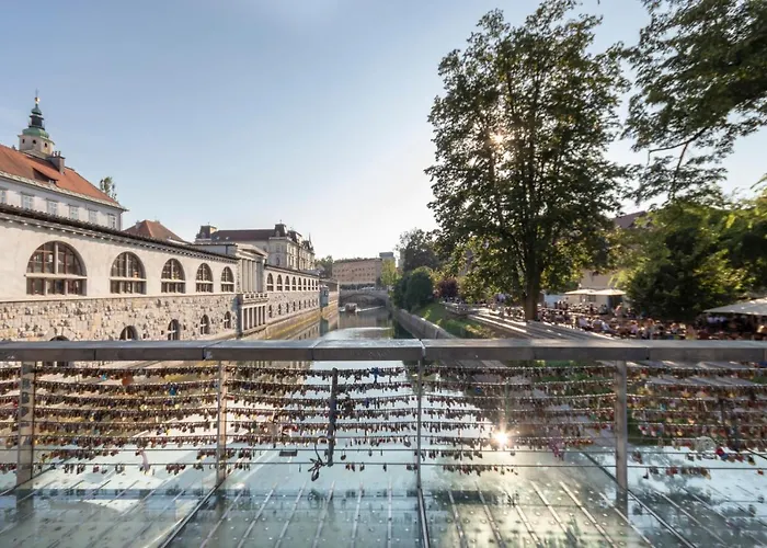 Apartment Center With Parking Ljubljana